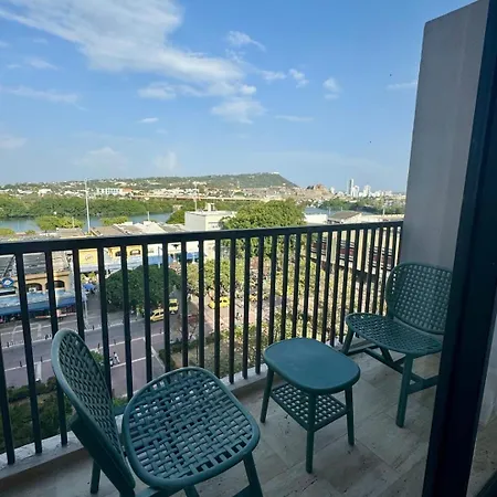 Elegant Loft - Rooftop Pool - Old Apartamento *